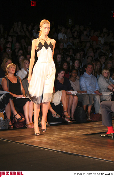 Illustration for article titled Max Azria Spring/Summer '09 Show & Scene